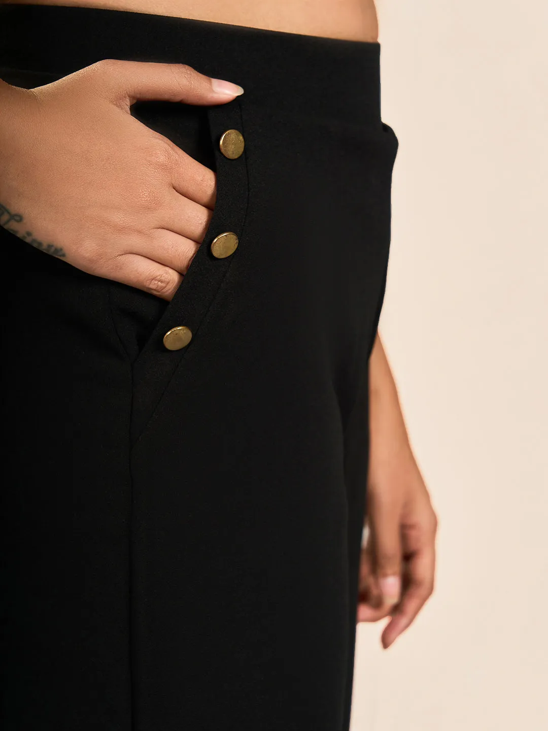 Black Solid BL Track Pant
