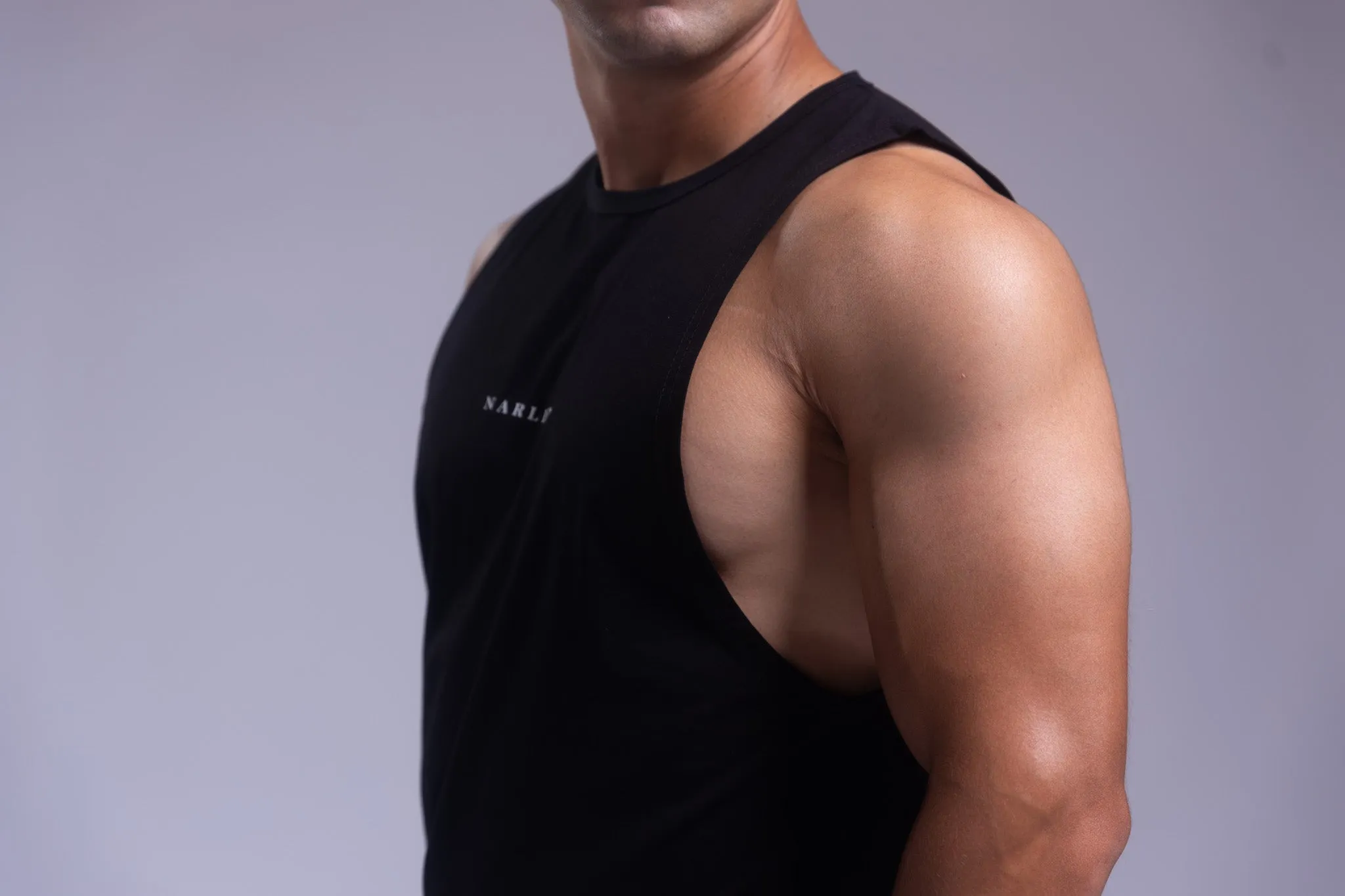 Signature Tank Black