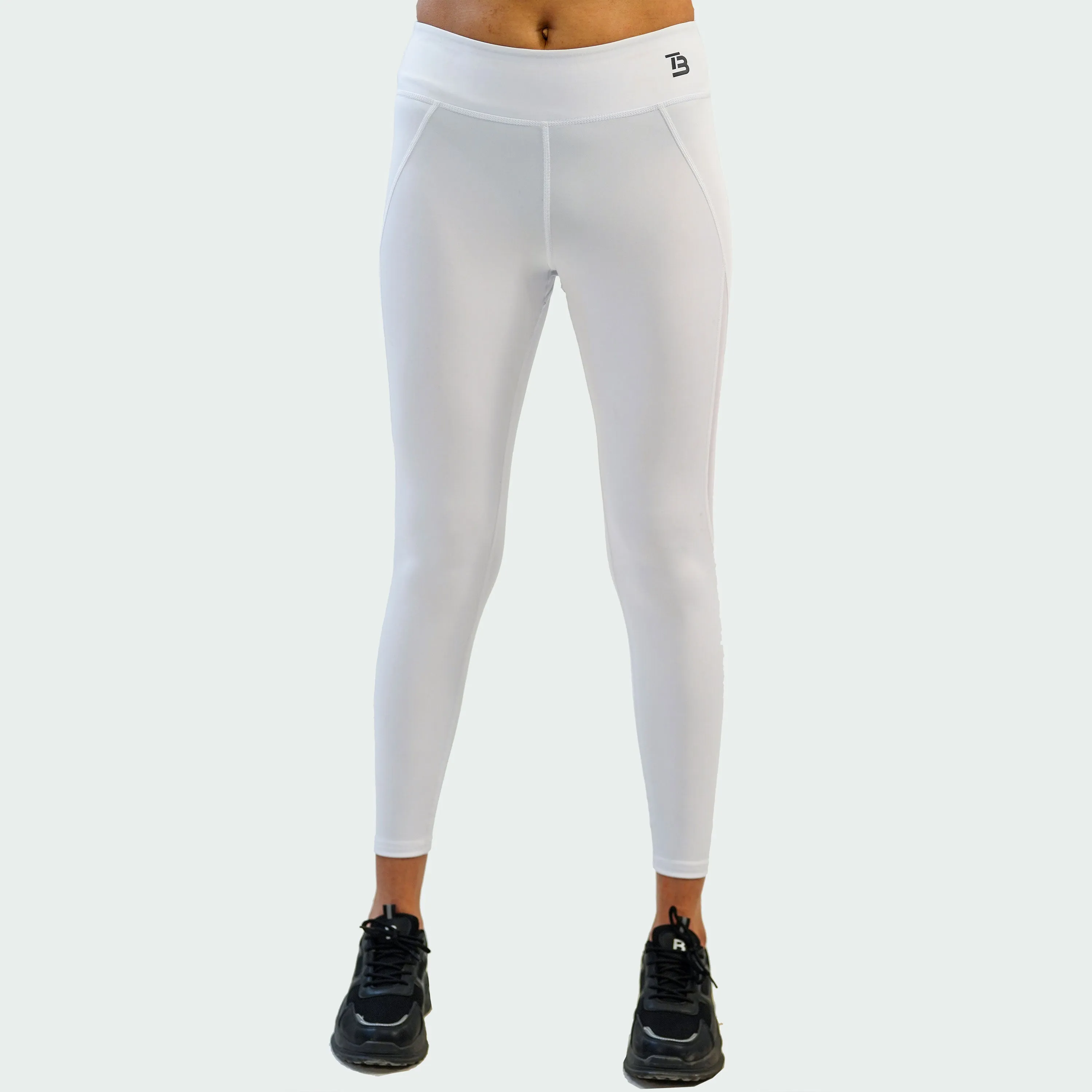 Surve Yoga Set - White
